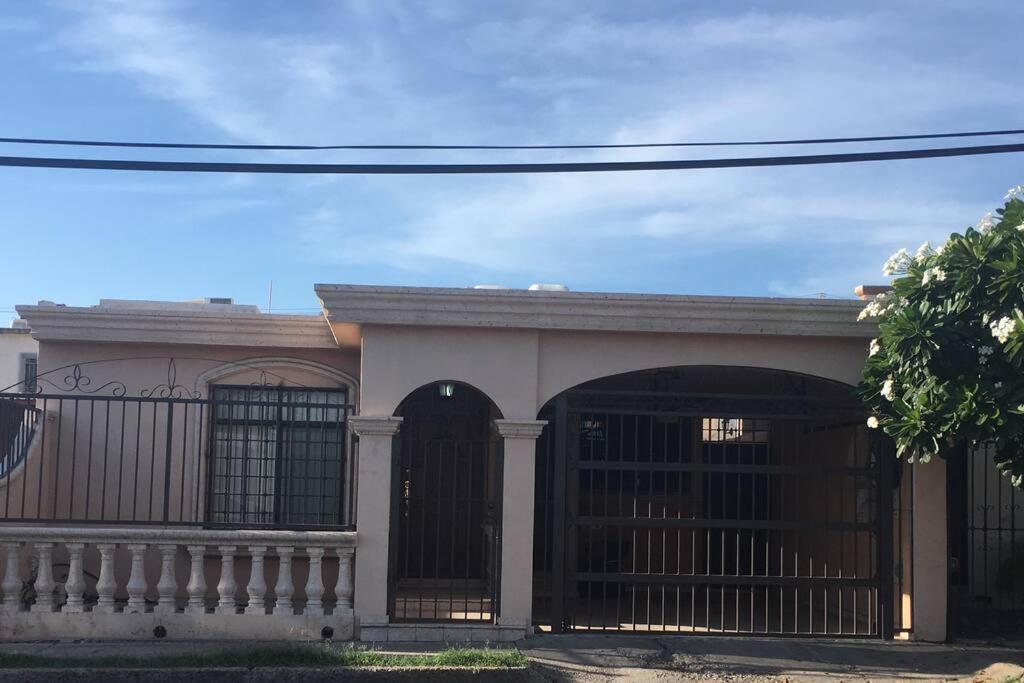 Casa Muy Comoda En Excelente Lugar Hermosillo Kültér fotó
