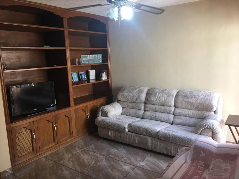Casa Muy Comoda En Excelente Lugar Hermosillo Kültér fotó